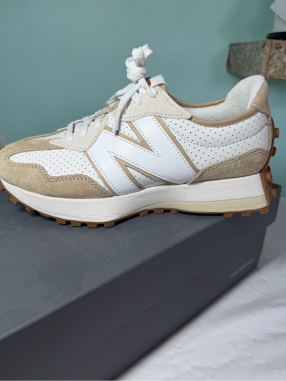 New Balance White and Tan New Balance 327 'Incense Sea Salt' (MS327PS) size 8 W - Picture 12 of 13